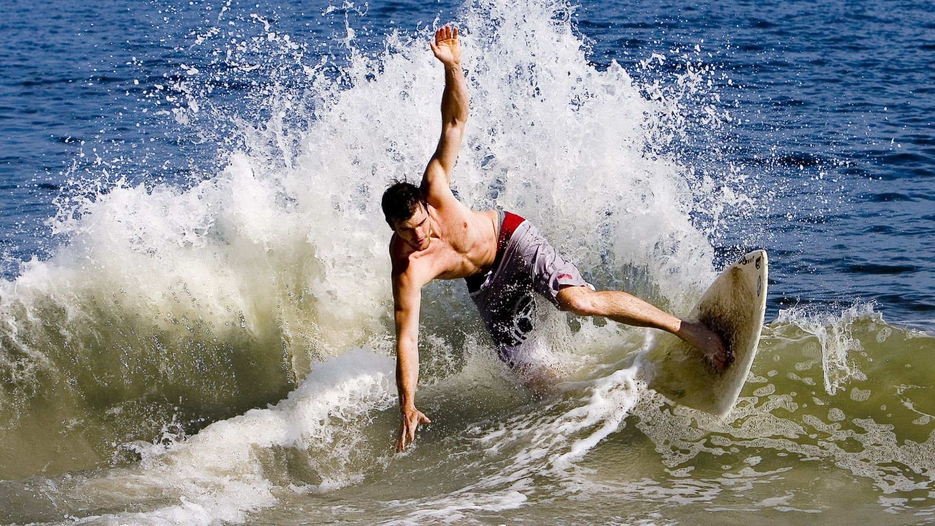 北欧风暴与伊比利亚奇迹，东决关键战焦点战背后的足球启示