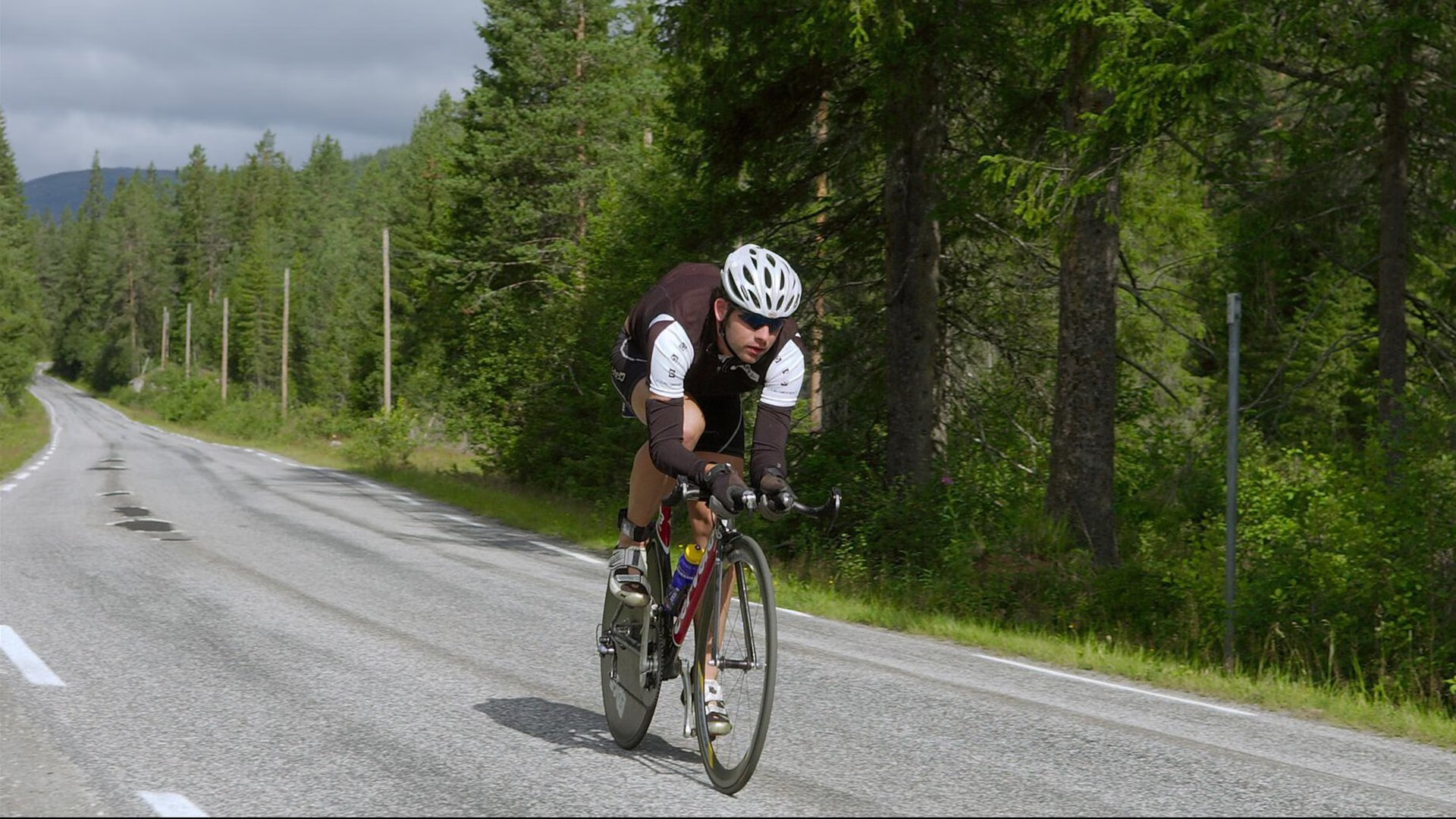 新疆队防守锁死猛龙，克莱成为关键先生
