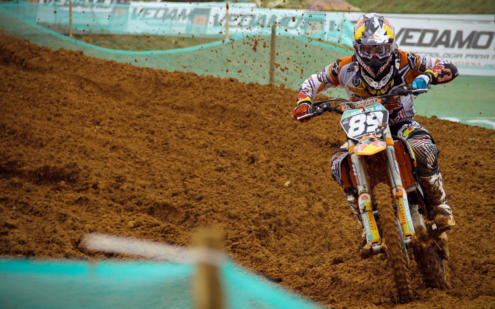 赛道上的新王,皮亚斯特里率红牛鏖战梅奔,改写F1格局